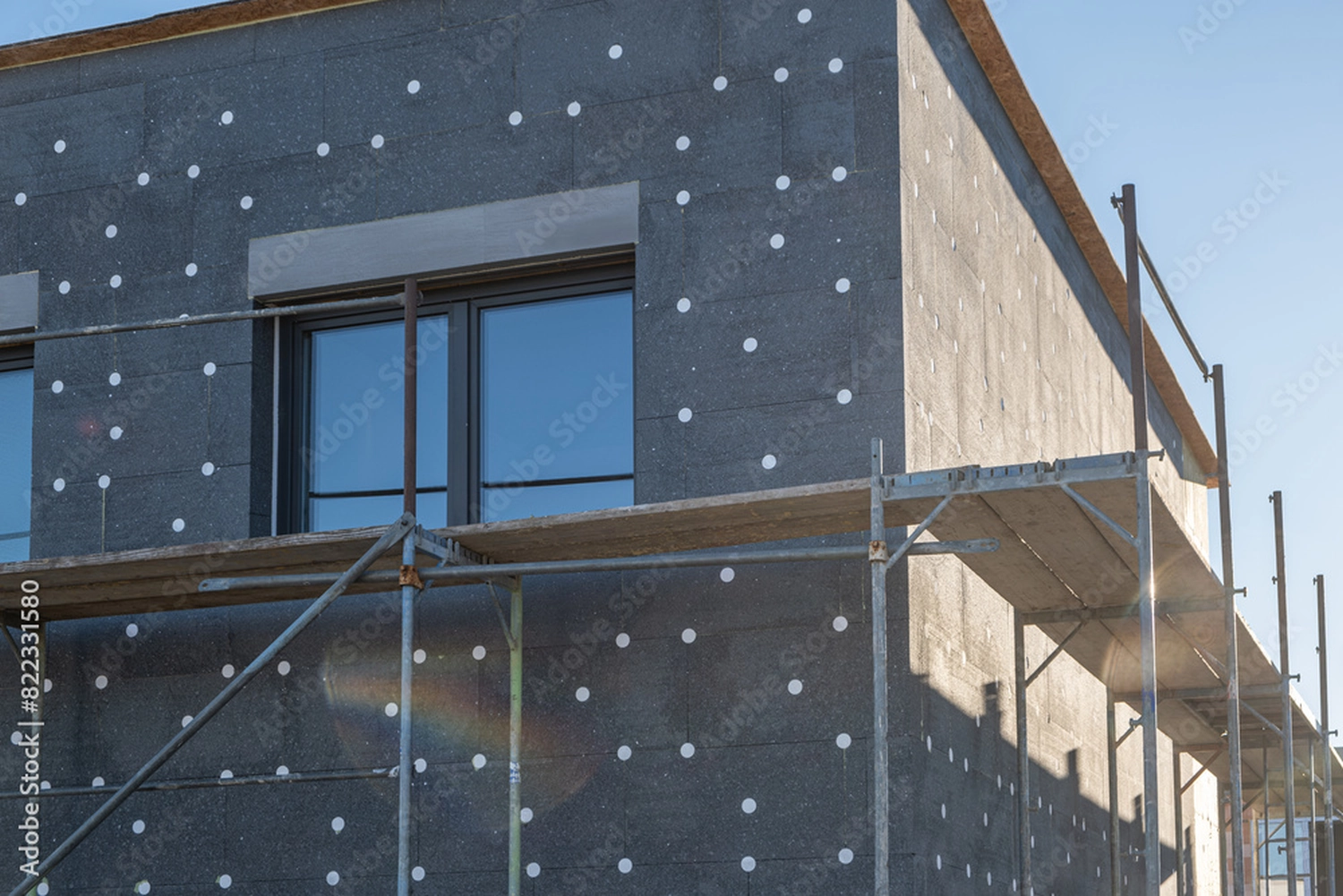 Fassadenbau Stahl GmbH - Wärmedämmarbeiten an einem Gebäude